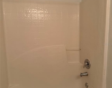405 Francisco Way - Photo Thumbnail 16