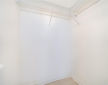 5587 Millenia Park Blvd - Photo Thumbnail 15