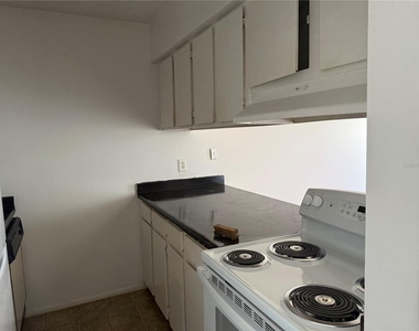 5317 Curry Ford Road - Photo Thumbnail 7