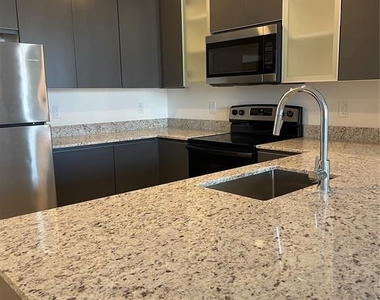 5592 Ne Pga Boulevard - Photo Thumbnail 6