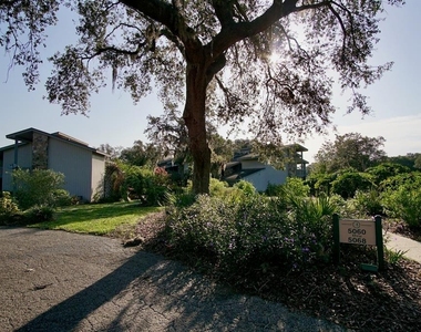 5060 Sherwood Lane - Photo Thumbnail 12