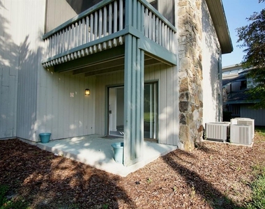 5060 Sherwood Lane - Photo Thumbnail 8