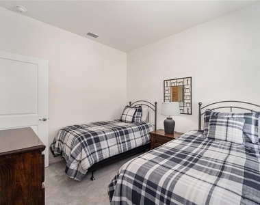 5430 Nw 46th Lane - Photo Thumbnail 32