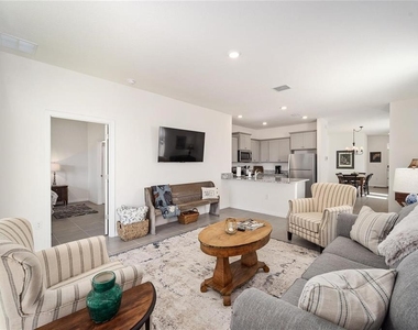5430 Nw 46th Lane - Photo Thumbnail 18