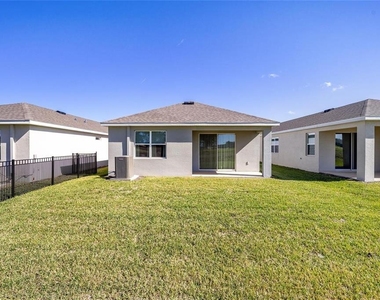 5430 Nw 46th Lane - Photo Thumbnail 8