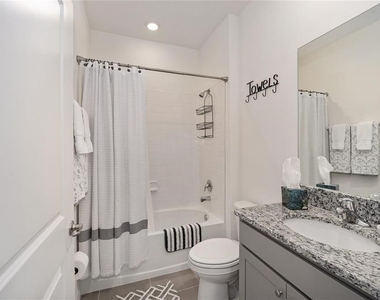 5430 Nw 46th Lane - Photo Thumbnail 33