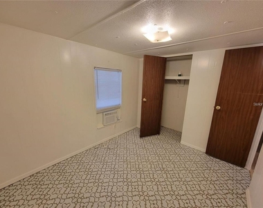 8957 Se 144th Street - Photo Thumbnail 4