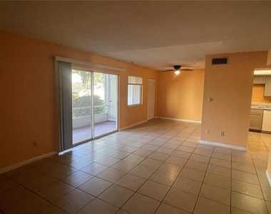 549 Fairways Drive - Photo Thumbnail 19