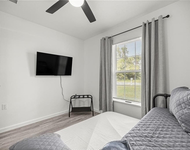 714 Nw 1st Street - Photo Thumbnail 19