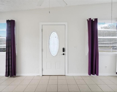 107 Garrison Drive - Photo Thumbnail 3