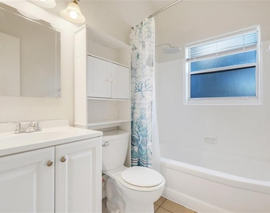107 Garrison Drive - Photo Thumbnail 21