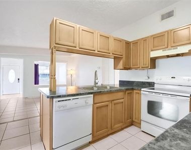 107 Garrison Drive - Photo Thumbnail 13