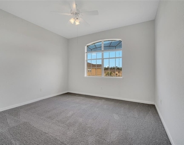 817 Terrace Ridge Circle - Photo Thumbnail 12