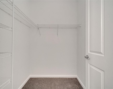 817 Terrace Ridge Circle - Photo Thumbnail 16