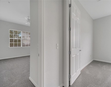 817 Terrace Ridge Circle - Photo Thumbnail 19