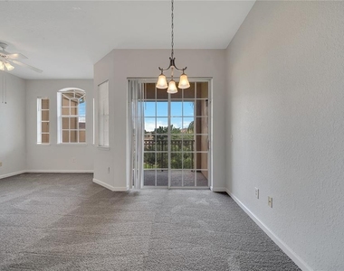 817 Terrace Ridge Circle - Photo Thumbnail 2