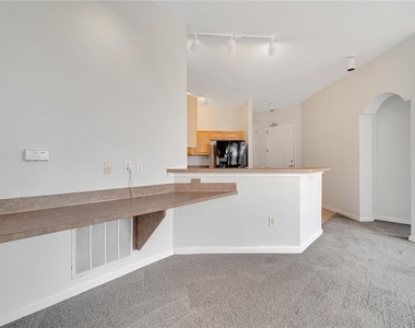 817 Terrace Ridge Circle - Photo Thumbnail 4