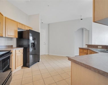 817 Terrace Ridge Circle - Photo Thumbnail 7
