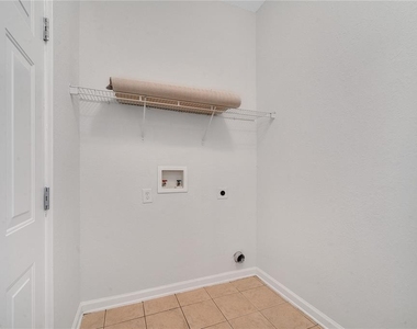 817 Terrace Ridge Circle - Photo Thumbnail 17