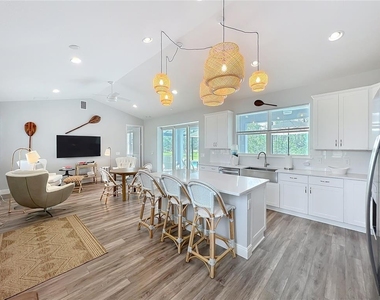 10220 Bay Lake Road - Photo Thumbnail 4