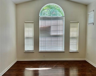 12863 Holdenbury Lane - Photo Thumbnail 2