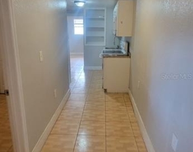 4204 N Manhattan Avenue - Photo Thumbnail 7