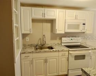 4204 N Manhattan Avenue - Photo Thumbnail 1