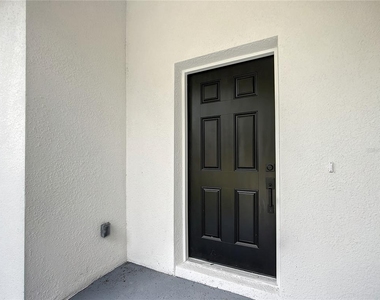 8070 Sw 131st Lane - Photo Thumbnail 3