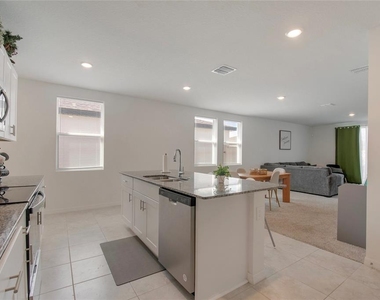 3181 Viceroy Court - Photo Thumbnail 8