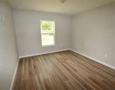 21 Olive Circle - Photo Thumbnail 21