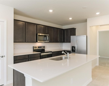 3293 Ellsworth Avenue - Photo Thumbnail 3