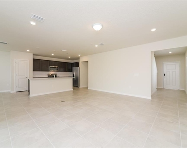 3293 Ellsworth Avenue - Photo Thumbnail 2