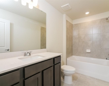 3293 Ellsworth Avenue - Photo Thumbnail 8