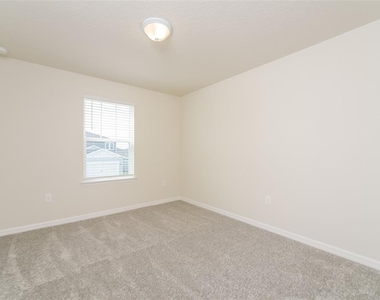 3293 Ellsworth Avenue - Photo Thumbnail 10