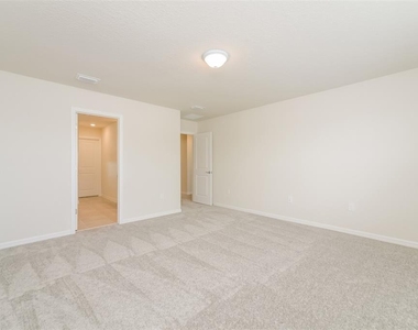 3293 Ellsworth Avenue - Photo Thumbnail 7