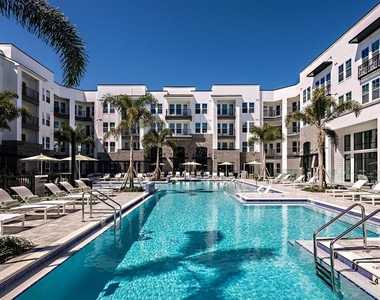 700 Aultman Street - Photo Thumbnail 4