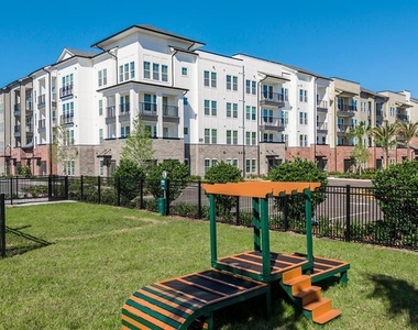 700 Aultman Street - Photo Thumbnail 27