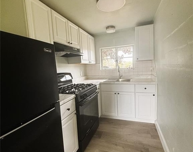 834 Oberry Hoover Road - Photo Thumbnail 5