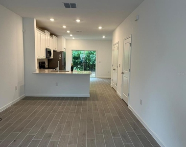 3409 Sw 34th Ave Circle - Photo Thumbnail 1
