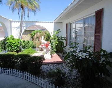 1608 Lilliput Court - Photo Thumbnail 2