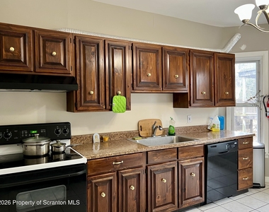 1528 Wyoming Avenue - Photo Thumbnail 9