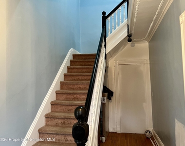 1528 Wyoming Avenue - Photo Thumbnail 1