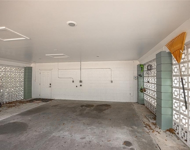1421 Nw 30th Street - Photo Thumbnail 14