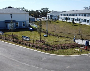 1057 E Caroline Street - Photo Thumbnail 21