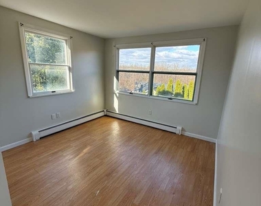 338 Washington Boulevard - Photo Thumbnail 10