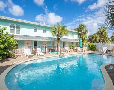 301 S Central Avenue - Photo Thumbnail 1