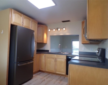1335 Mineo Dr - Photo Thumbnail 3