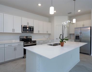11470 Burgundy Drive - Photo Thumbnail 22