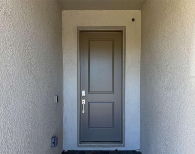11470 Burgundy Drive - Photo Thumbnail 12