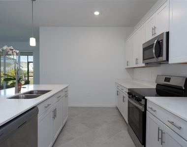 11470 Burgundy Drive - Photo Thumbnail 19